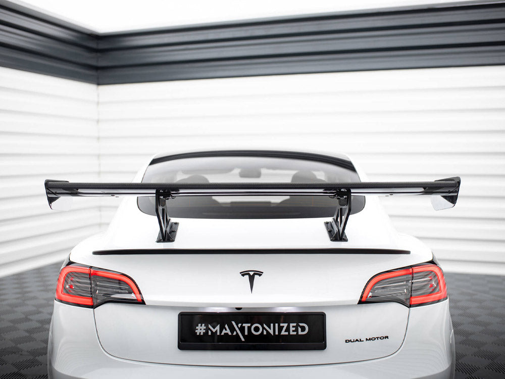 Carbon Spoiler compatible with Tesla Model 3