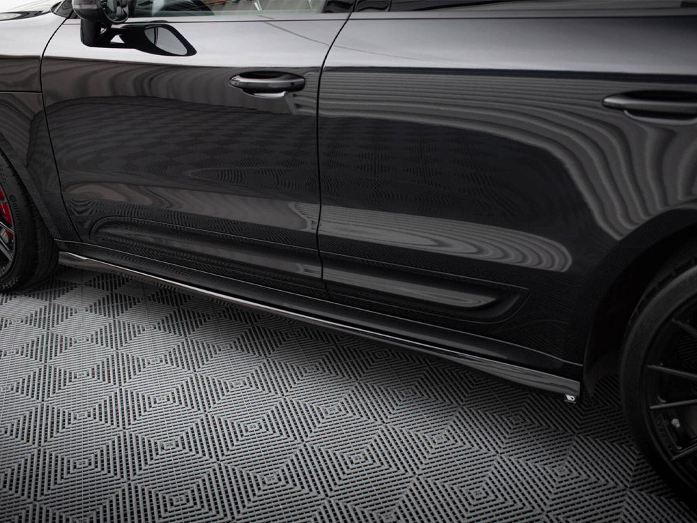 Side Skirts Diffusers compatible with Porsche Macan T / GTS Mk1 Facelift 2