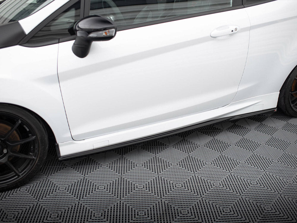 Side Skirts Diffusers V.4 compatible with Ford Fiesta ST / ST-Line Mk7