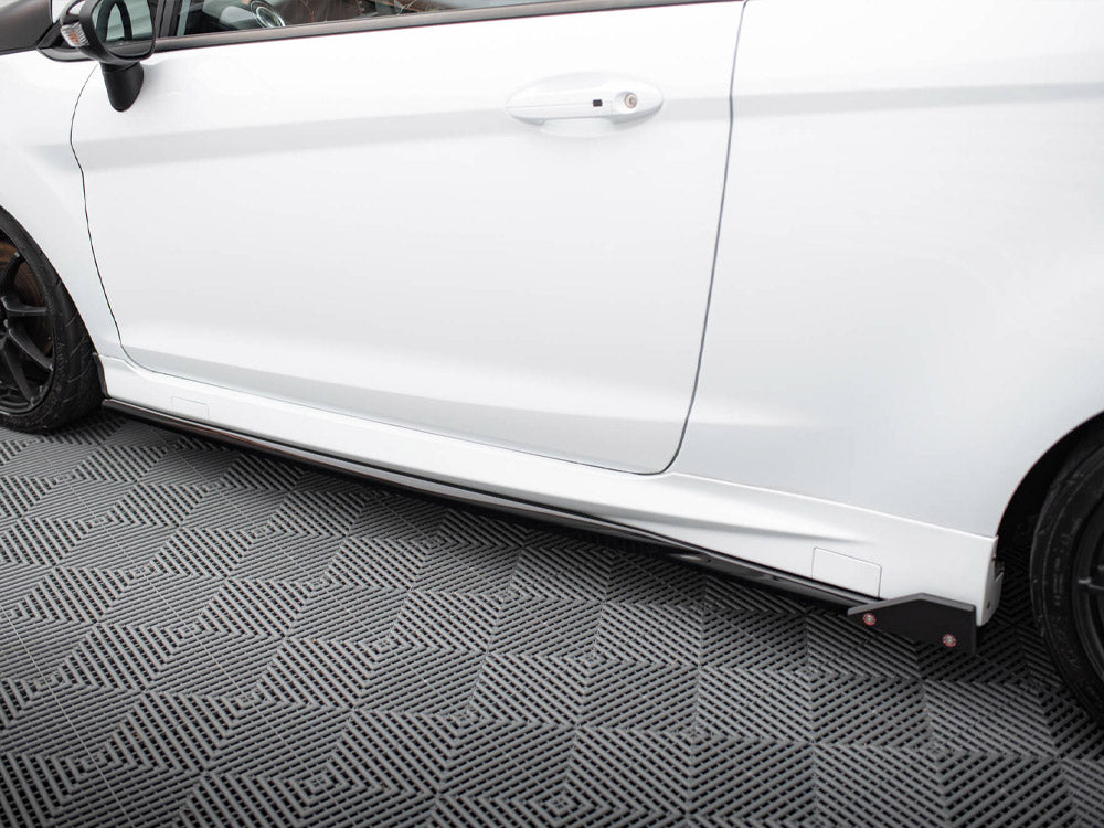 Side Skirts Diffusers V.4 + Flaps compatible with Ford Fiesta ST / ST-Line Mk7