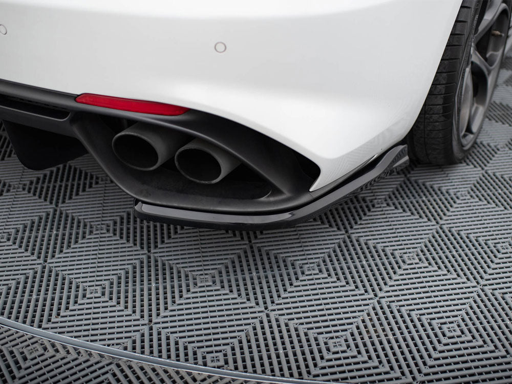 Rear Side Splitters compatible with Alfa Romeo Giulia Quadrifoglio