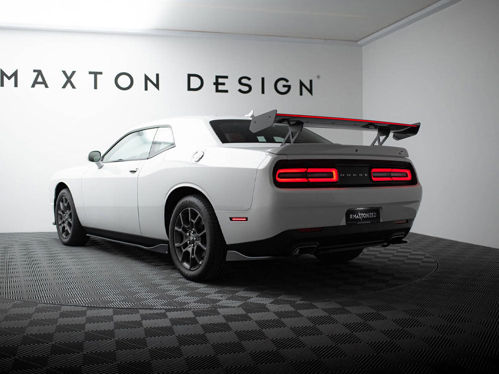 Carbon Spoiler + LED compatible with Dodge Challenger Mk3