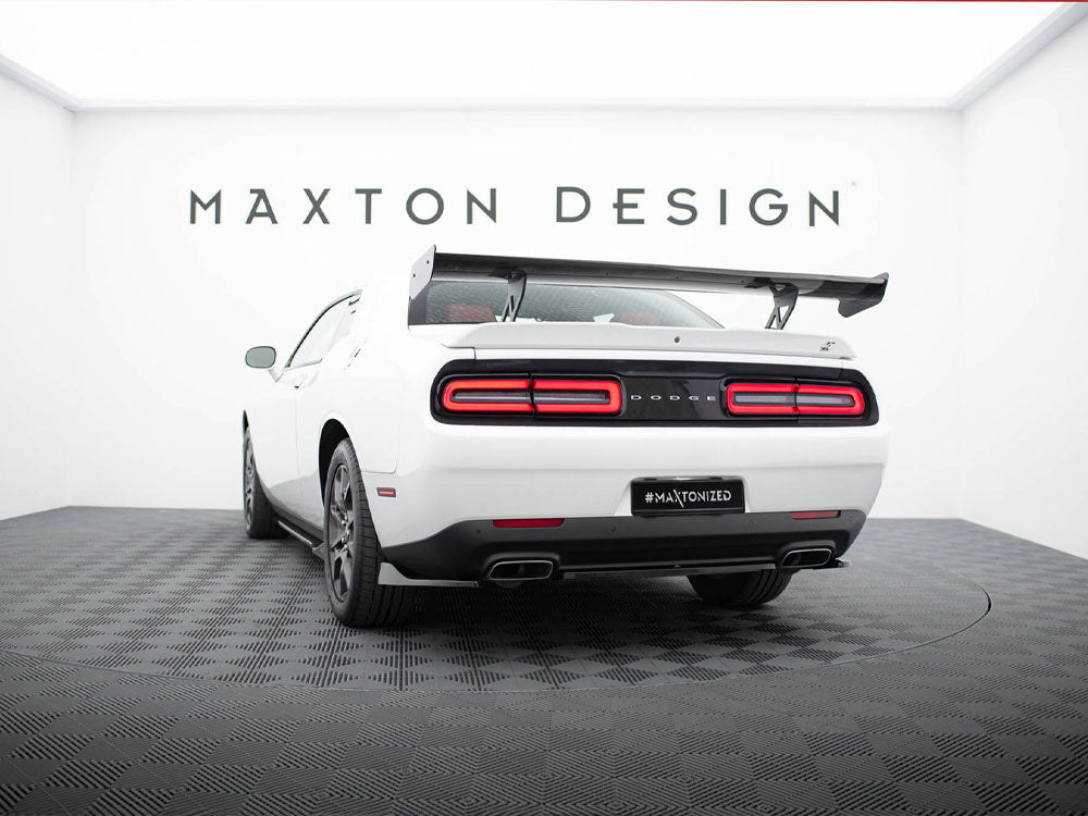 Carbon Spoiler compatible with Dodge Challenger Mk3