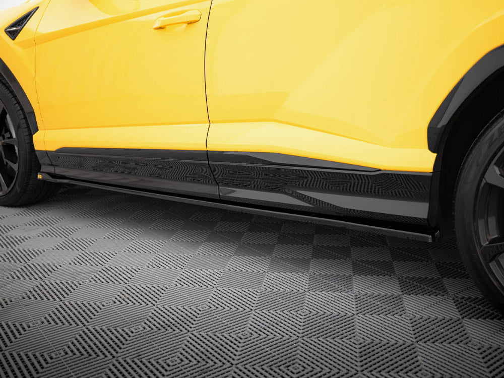 Side Skirts Diffusers compatible with Lamborghini URUS Mk1