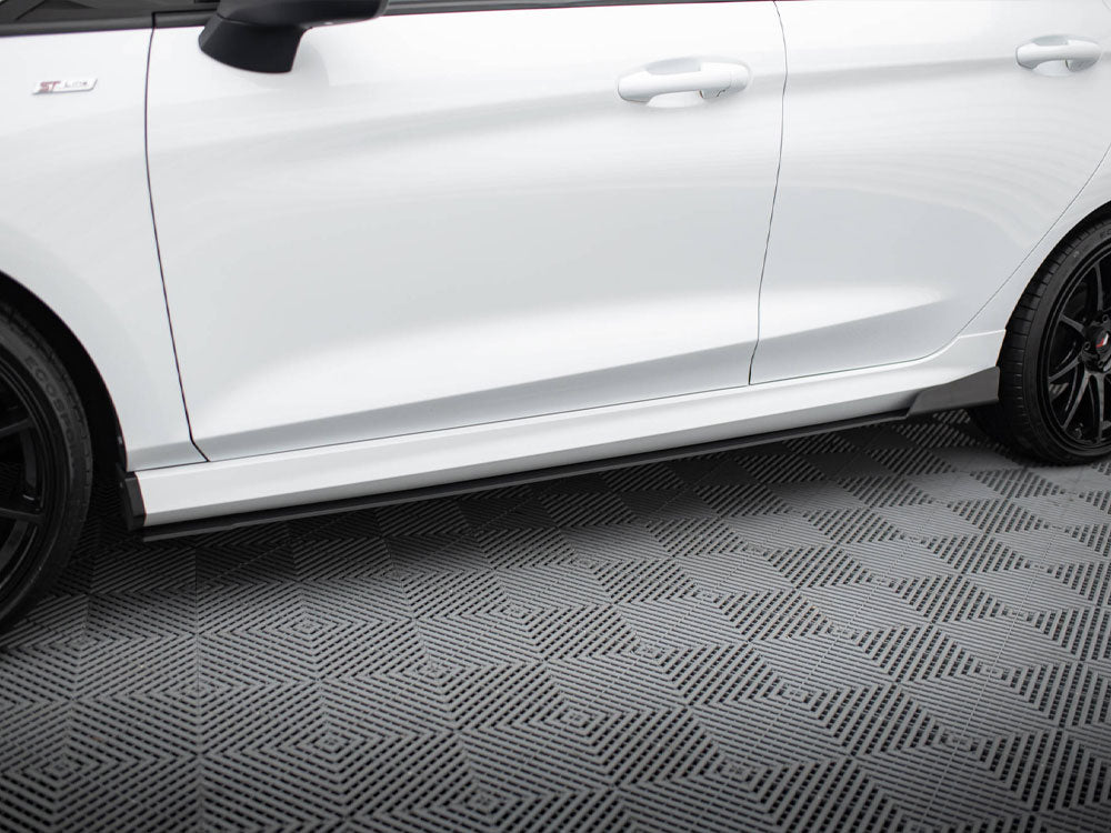 Racing Side Skirts Diffusers V.1 compatible with Ford Fiesta Mk8 ST / ST-Line