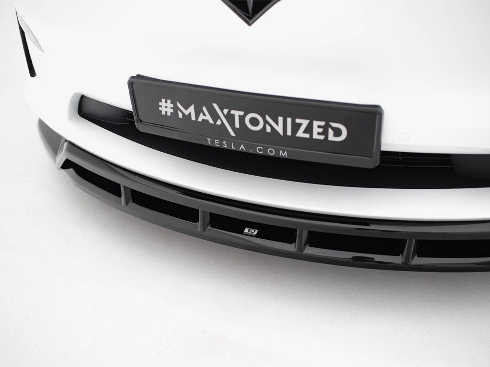 Front Splitter V.3 compatible with Tesla Model X Mk1 Facelift