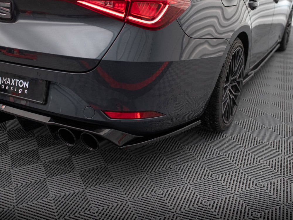Rear Side Splitters V.2 compatible with SEAT Leon ST FR Mk4