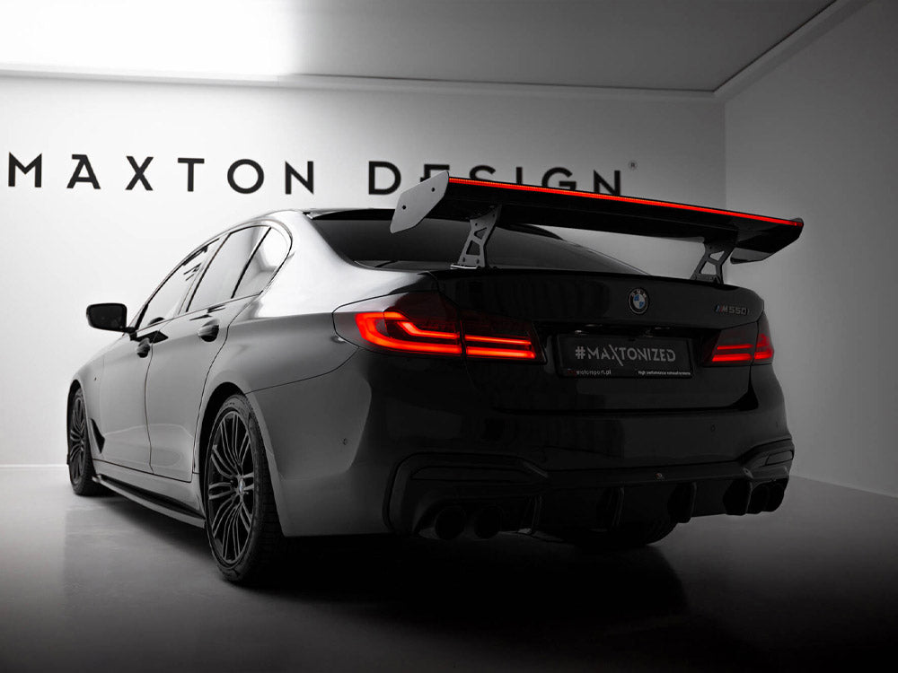 Carbon Spoiler With Internal Brackets Uprights + LED compatible with BMW 5 / M5 Sedan G30 / F90