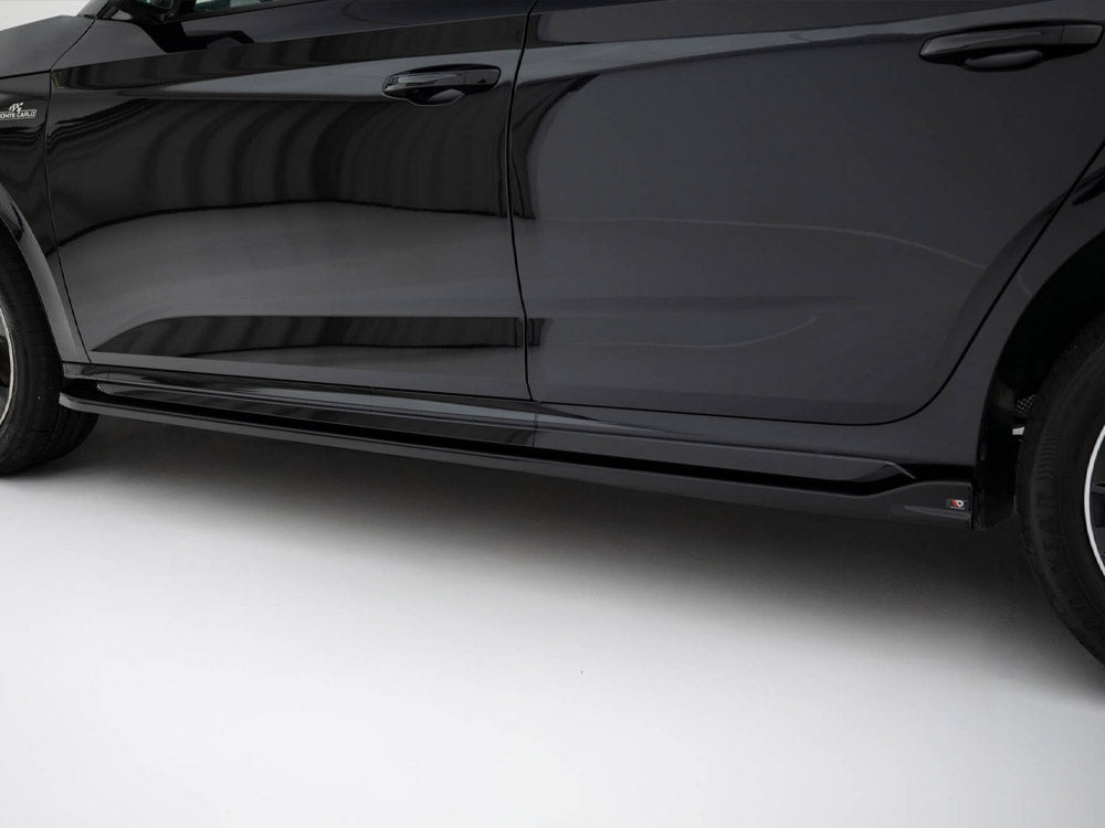 Side Skirts Diffusers compatible with Skoda Kamiq Monte Carlo Mk1 Facelift