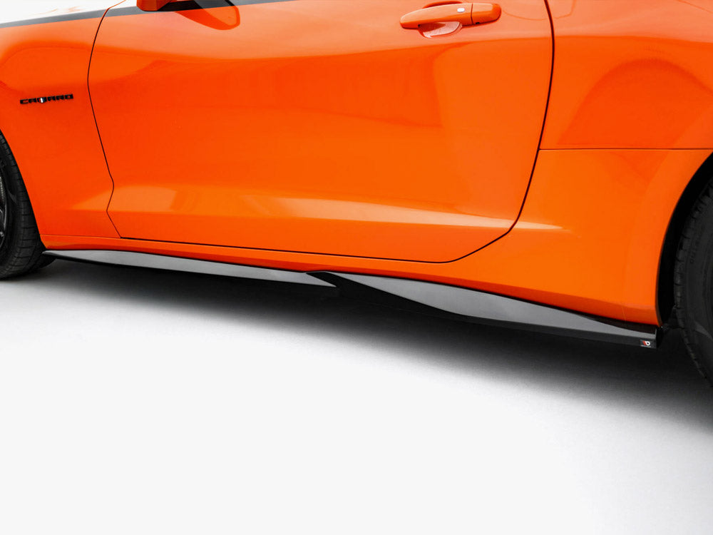 Side Skirts Diffusers V.1 compatible with Chevrolet Camaro SS Mk6 Facelift