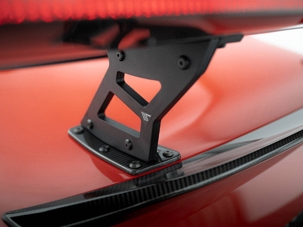 Carbon Spoiler With Internal Brackets Uprights + LED compatible with BMW M2 G87