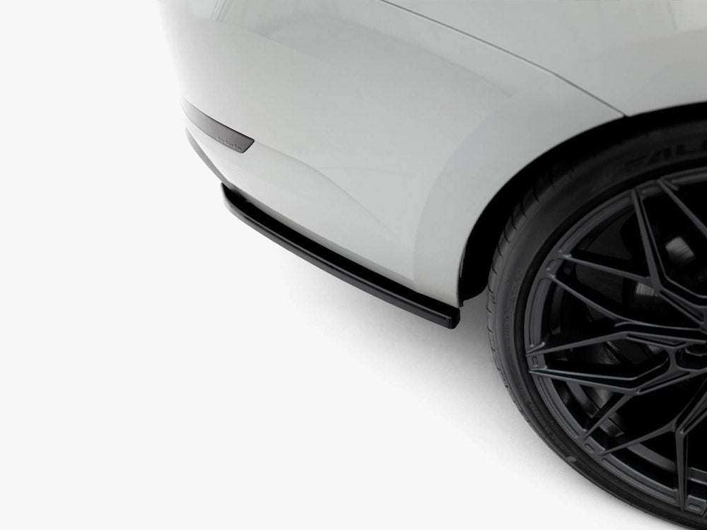 Rear Side Splitters V.2 compatible with Skoda Superb Liftback / Combi Mk3