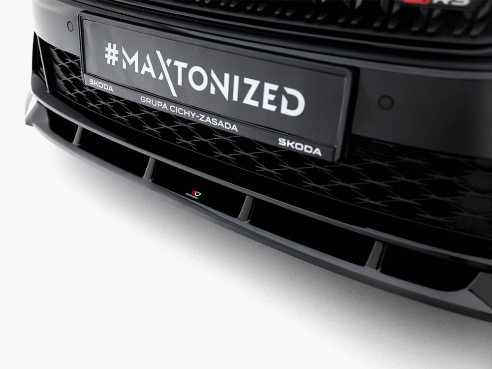 Front Splitter V.2 compatible with Skoda Octavia RS Liftback / Estate Mk4 Facelift