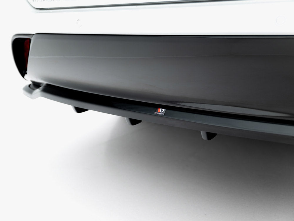 Rear Splitter (Vertical Bars) compatible with Toyota Highlander Mk4