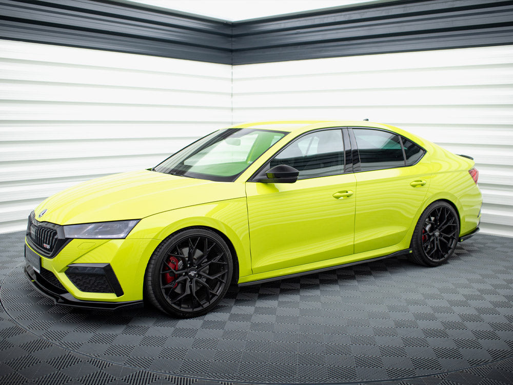 Full Body Kit compatible with Skoda Octavia RS Mk4