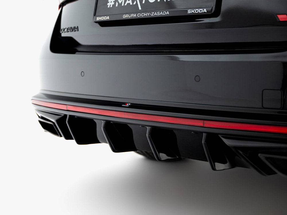 Full Body Kit compatible with Skoda Octavia RS Mk4 Facelift
