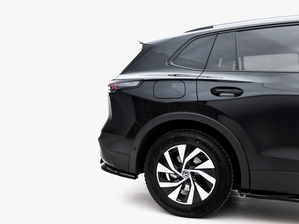 Rear Splitter (Vertical Bars) compatible with Volkswagen Tiguan Mk3