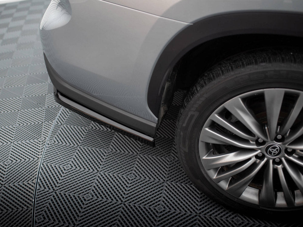 Full Body Kit Set 1 compatible with Toyota Highlander Mk4
