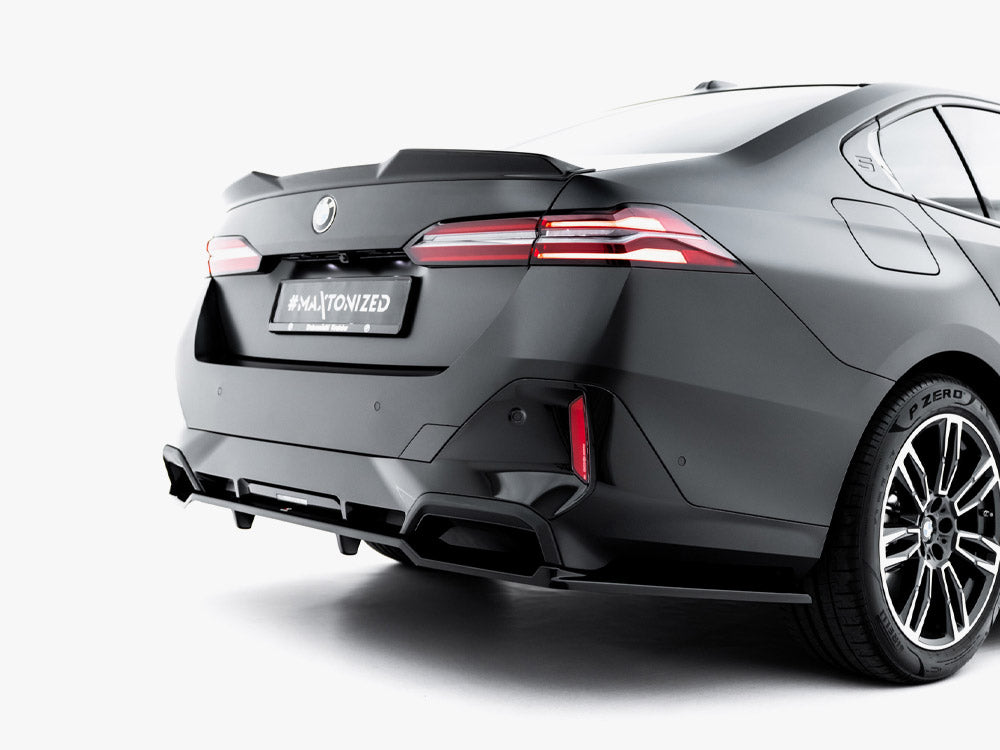 Rear Splitter (with Vertical Bars) V.2 compatible with BMW 5 / i5 M-Pack Sedan / Touring G60 / G61