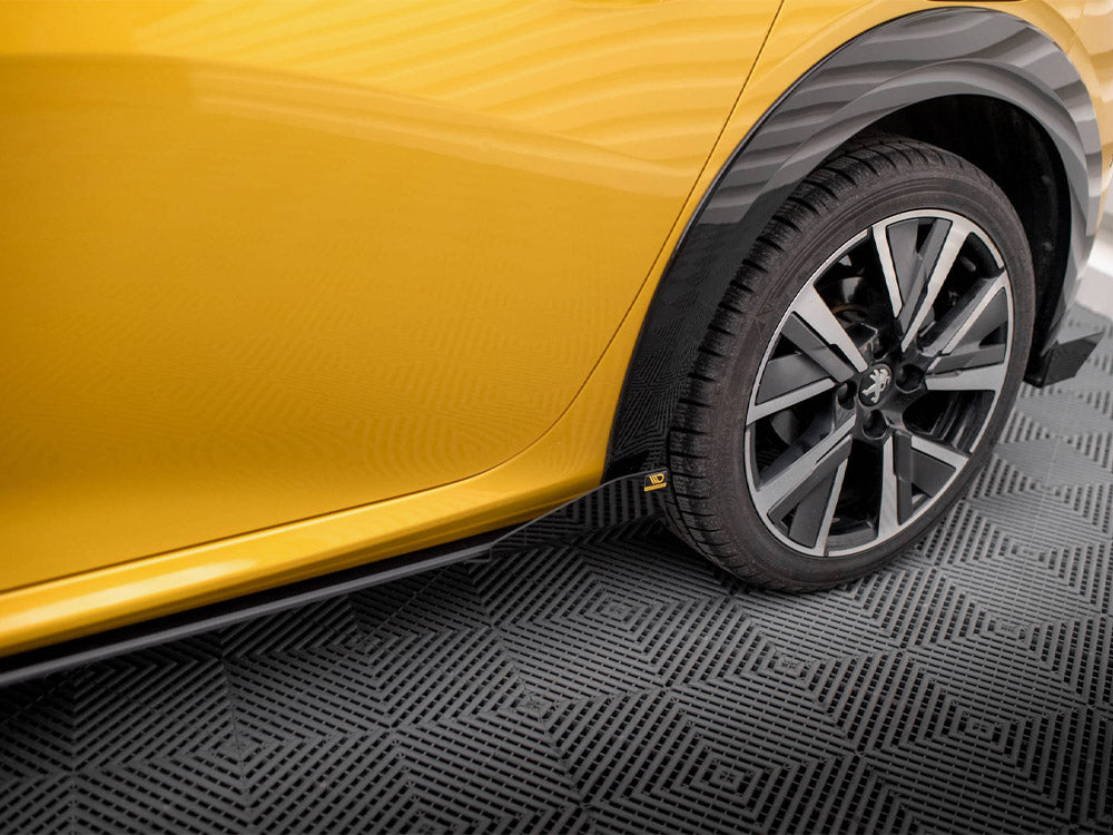 Side Flaps compatible with Peugeot 208 GT Mk2