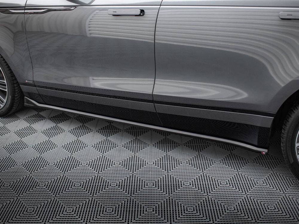 Full Body Kit compatible with Land Rover Range Rover Velar R-Dynamic Mk1 (The Kit is compatible with the towbar)