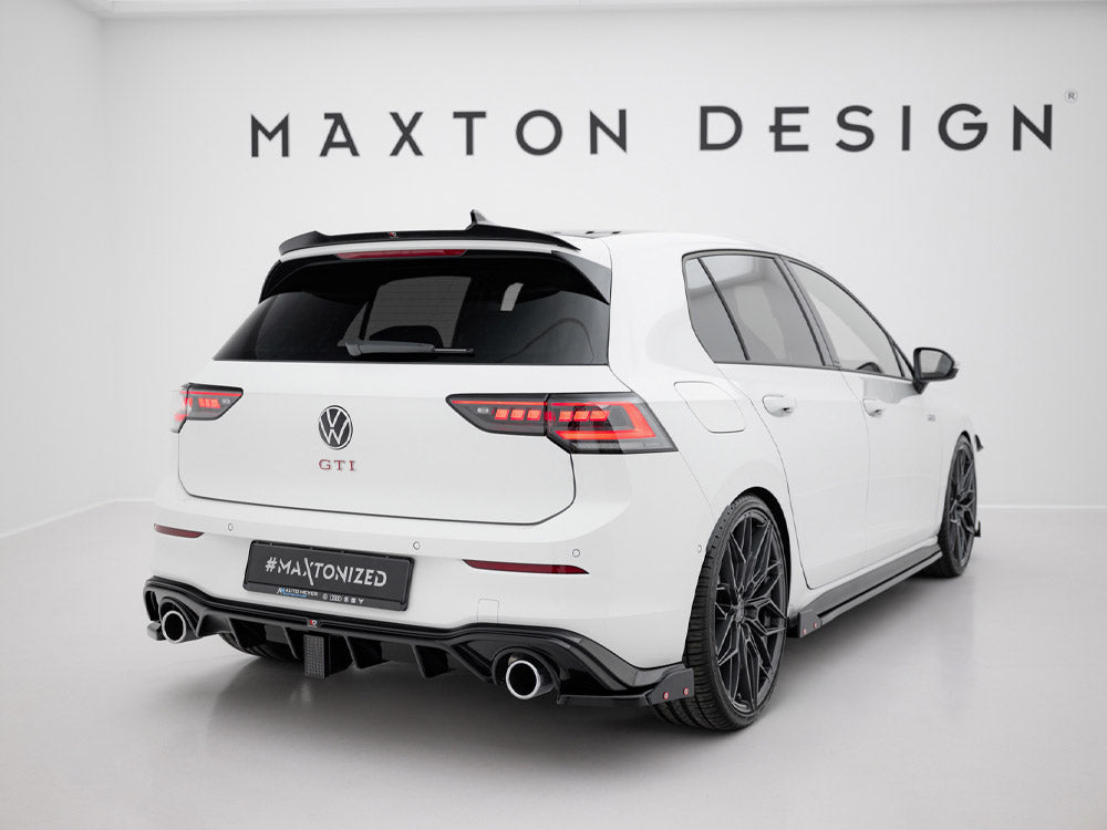 Rear Side Splitters V.4 + Flaps compatible with Volkswagen Golf GTI / GTE Mk8
