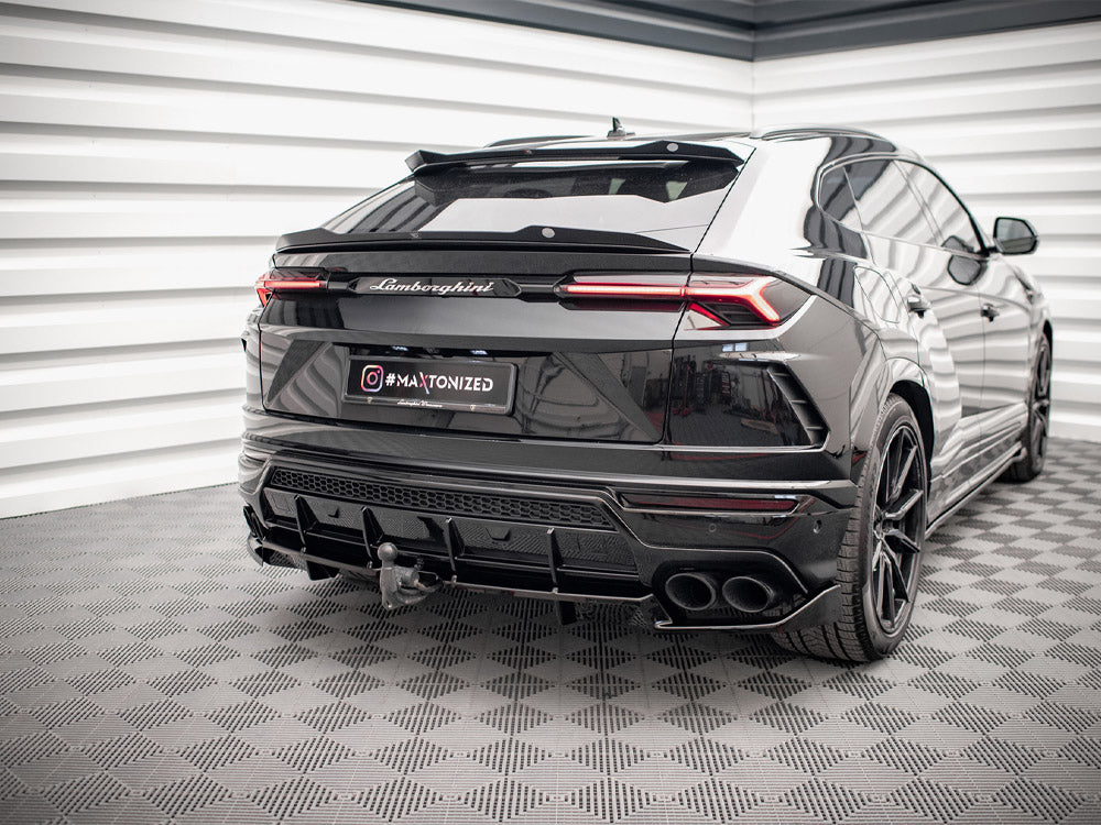 Rear Splitter (Vertical Bars) compatible with Lamborghini URUS Mk1