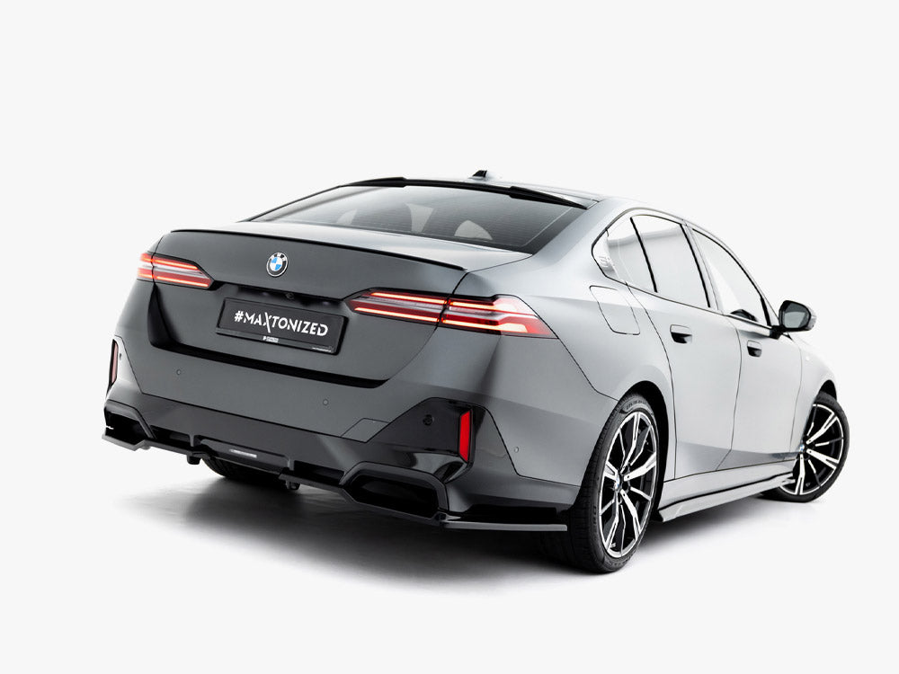 Rear Splitter (Vertical Bars) V.2 compatible with BMW 5 / i5 M-Pack Sedan / Touring G60 / G61