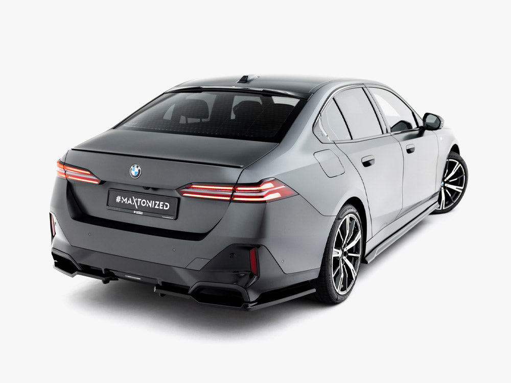 Rear Splitter (Vertical Bars) V.2 compatible with BMW 5 / i5 M-Pack Sedan / Touring G60 / G61