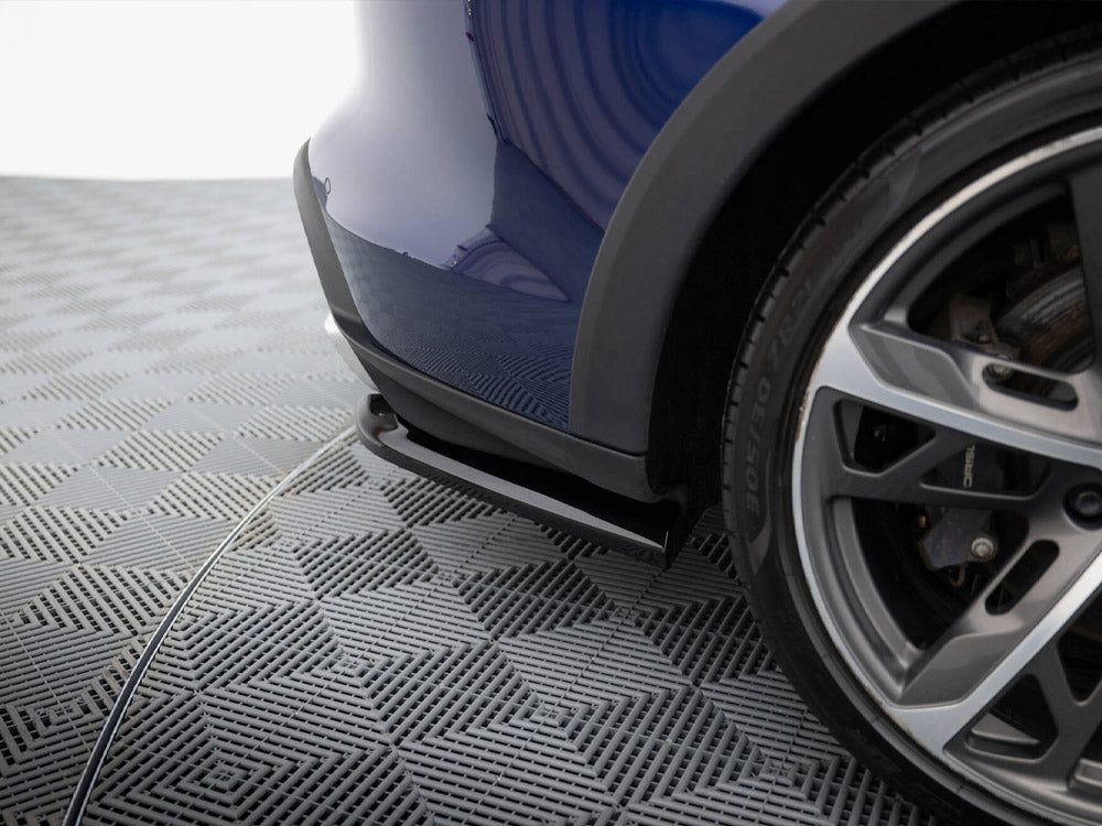 Full Body Kit compatible with Porsche Taycan Cross Turismo 4S