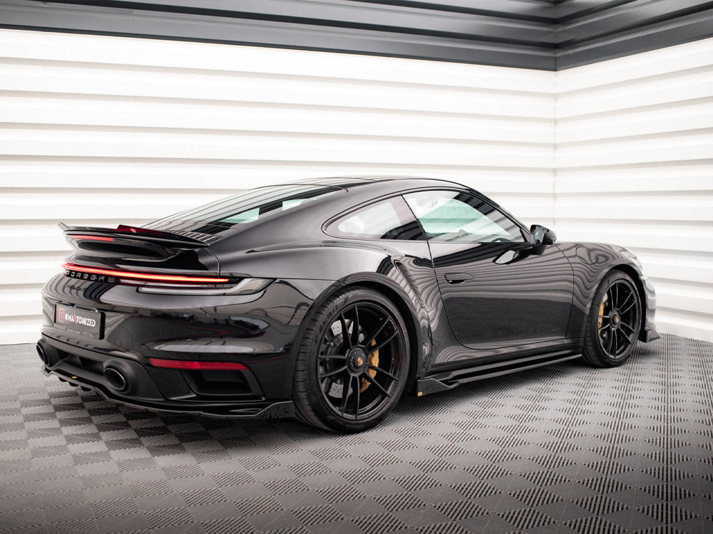 Full Body Kit compatible with Porsche 911 Turbo S 992