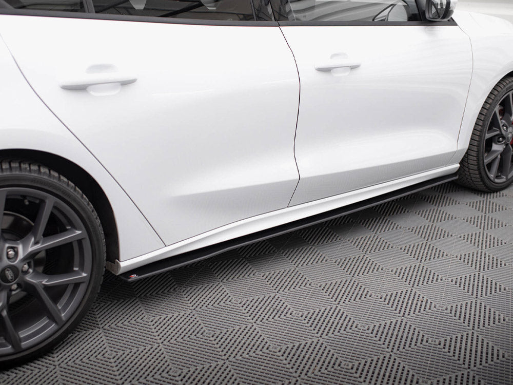Street PRO Side Skirt Diffusers compatible with Ford Focus ST / ST-Line Mk4