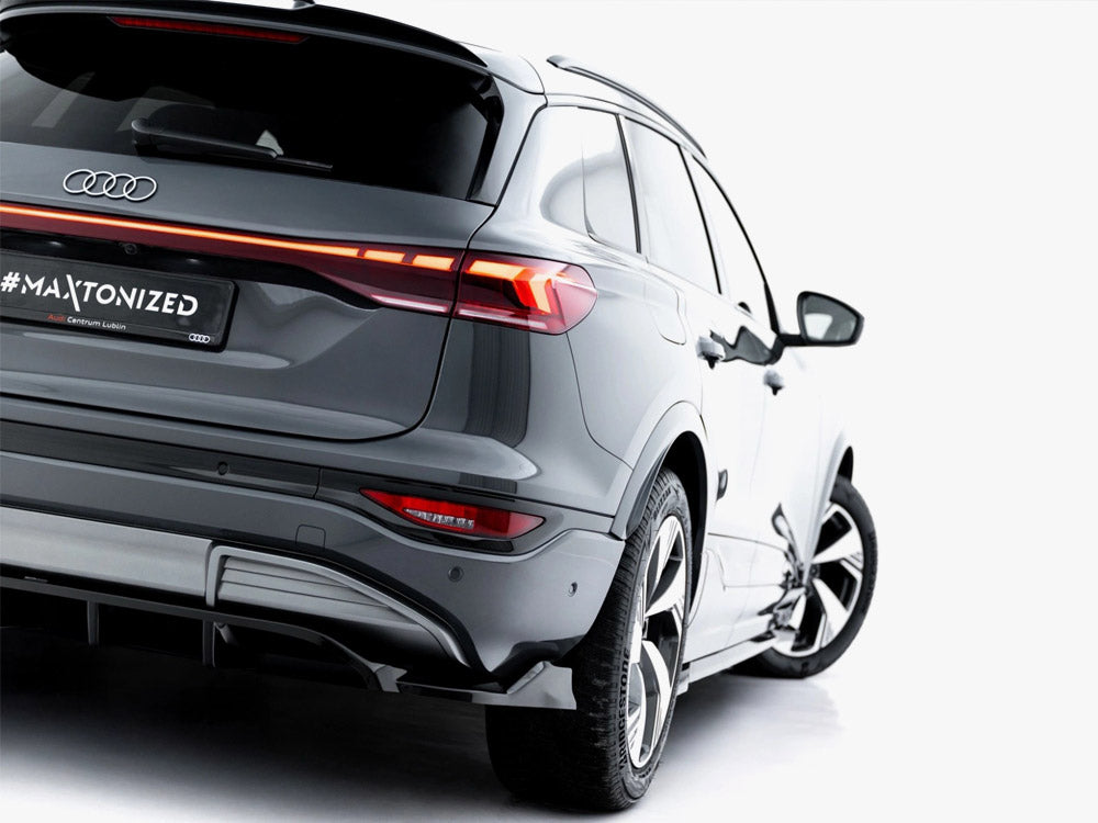 Rear Splitter (Vertical Bars) compatible with Audi Q6 e-tron S Line / SQ6 e-tron SUV / Sportback Mk1