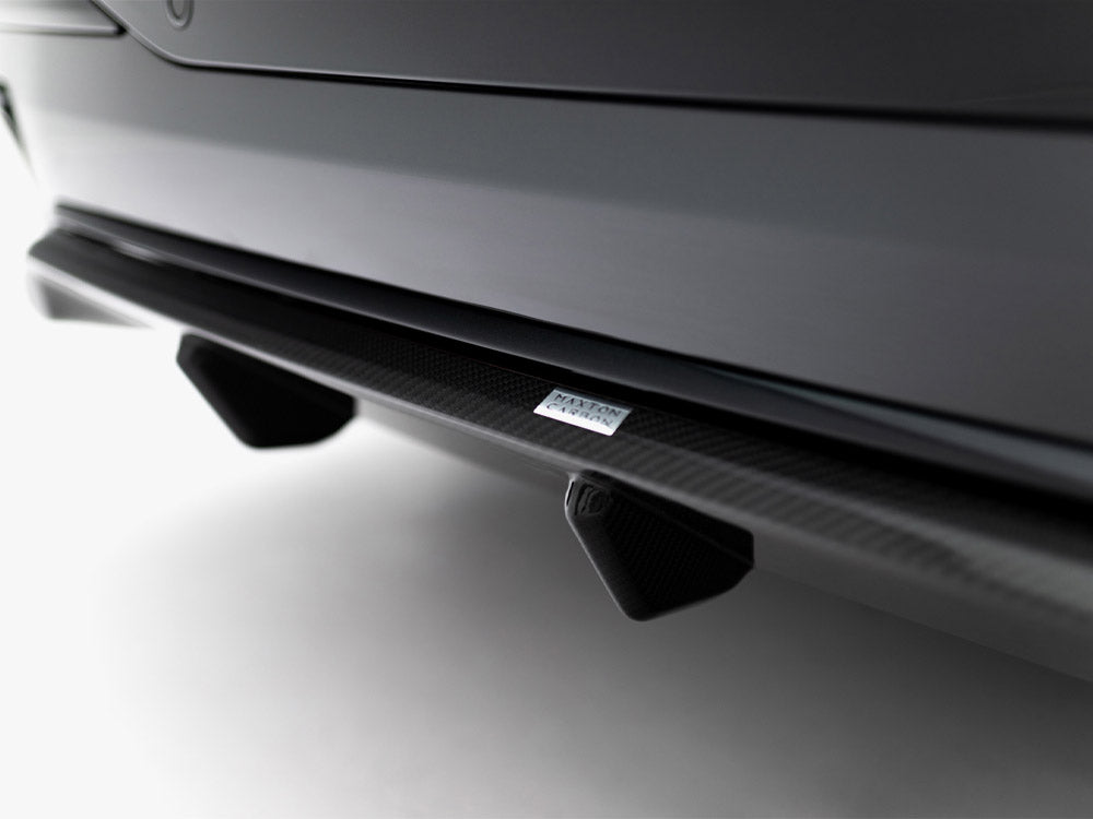 Prepreg Carbon Fiber Rear Diffuser compatible with BMW X7 M-Pack G07 Facelift