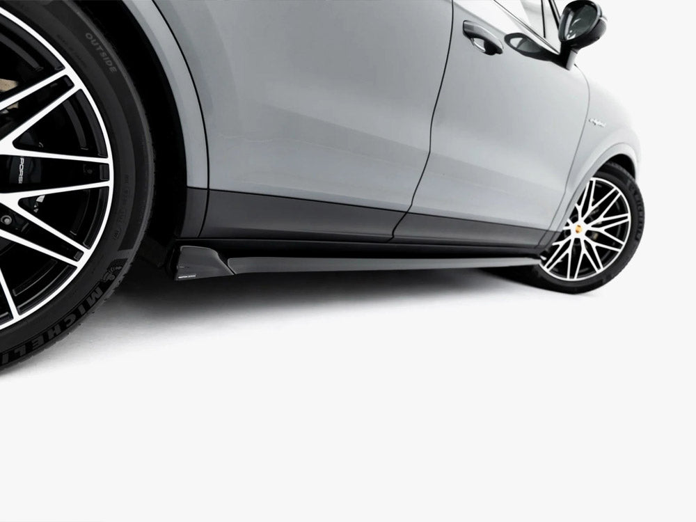 Full Body Kit compatible with Porsche Cayenne SUV Mk3 Facelift