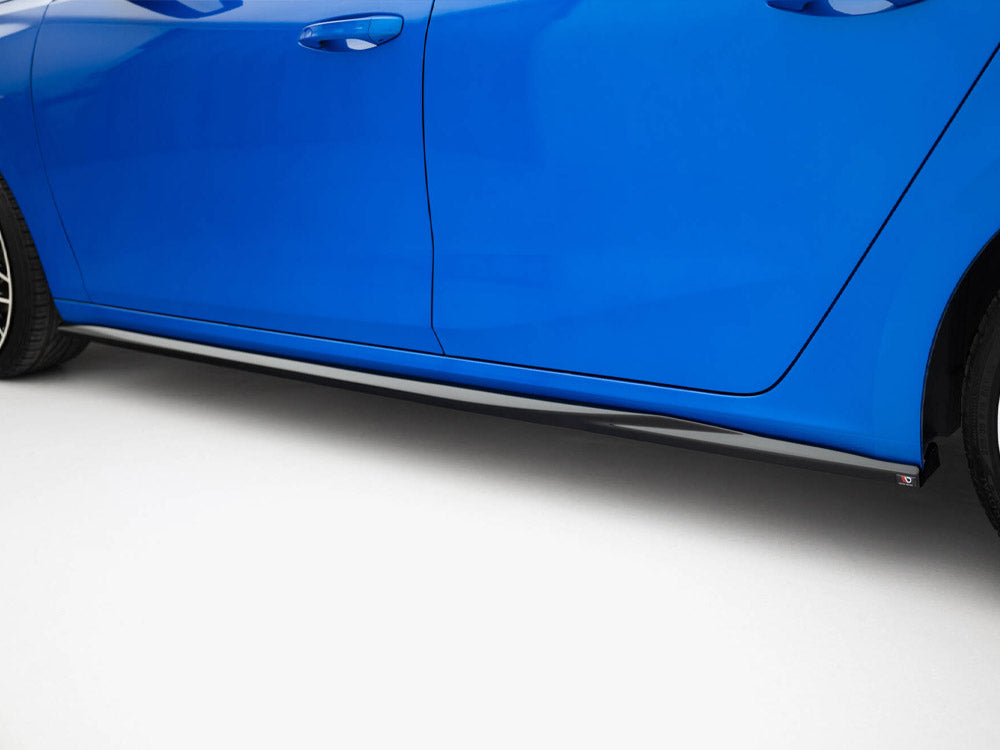 Full Body Kit compatible with Opel Astra Sports Tourer L (Mk6)