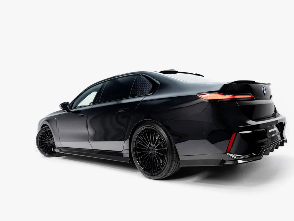 Prepreg Carbon Fiber Side Skirts compatible with BMW 7 M-Pack / M760e / i7 M-Pack G70