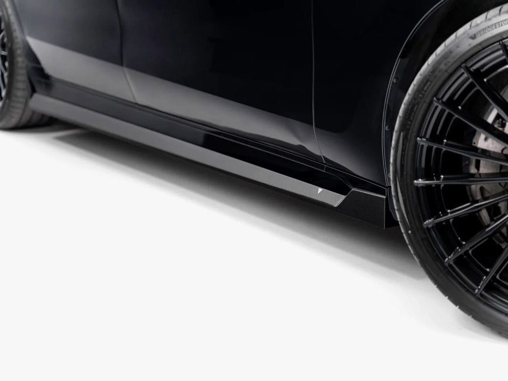 Prepreg Carbon Fiber Side Skirts compatible with BMW 7 M-Pack / M760e / i7 M-Pack G70