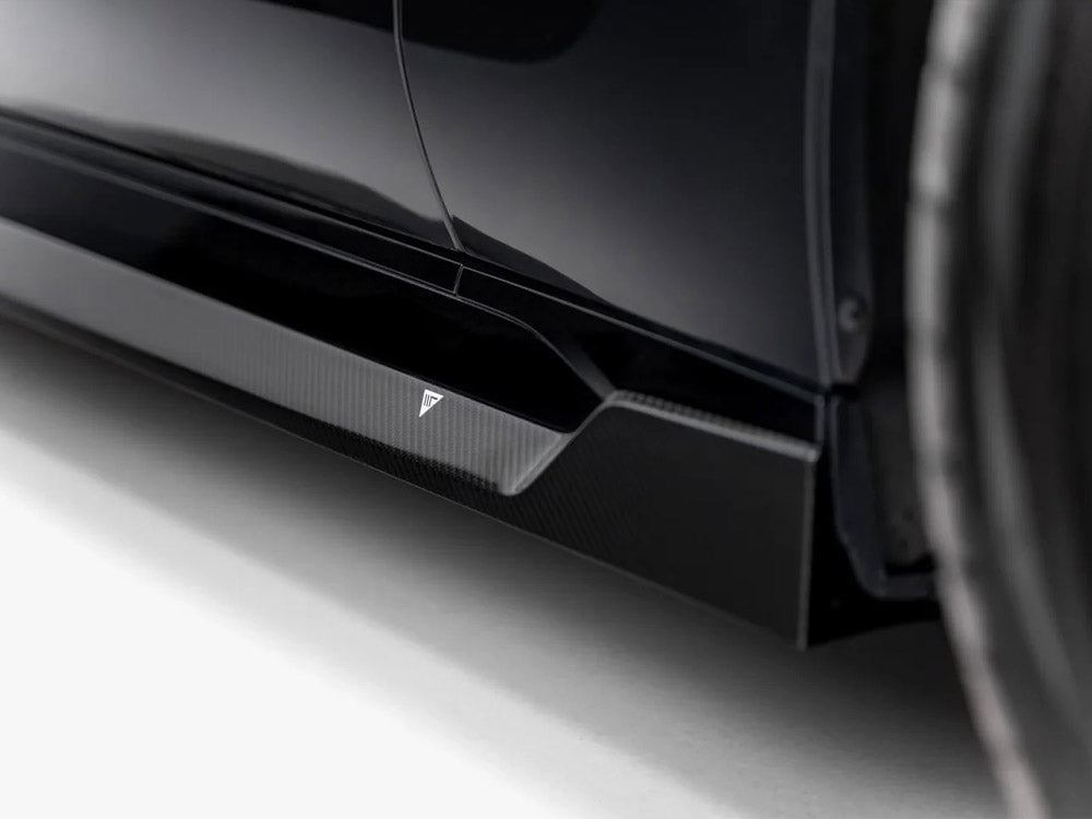 Prepreg Carbon Fiber Side Skirts compatible with BMW 7 M-Pack / M760e / i7 M-Pack G70