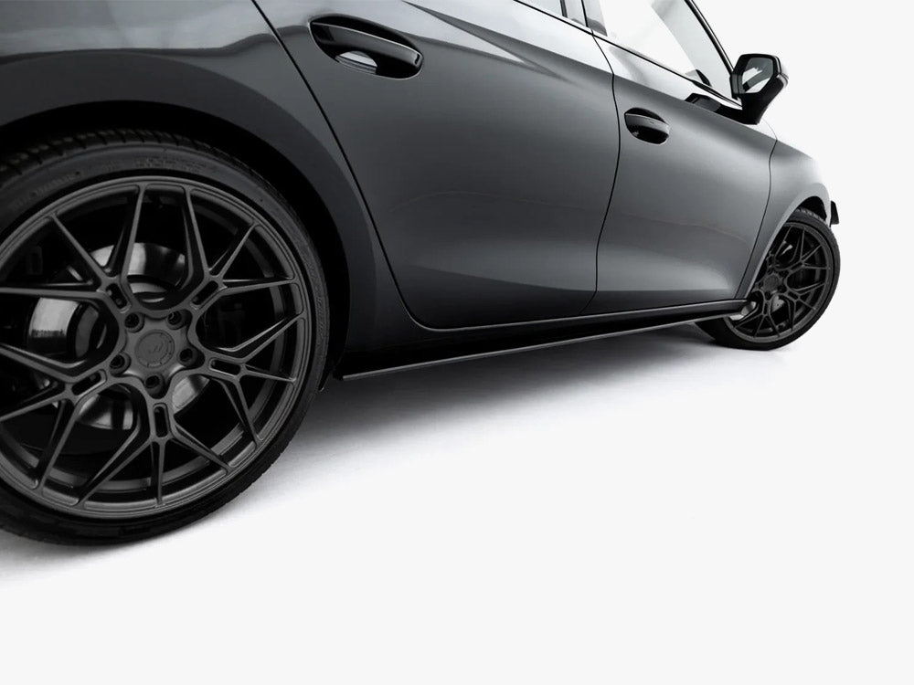 Street PRO Side Skirts Diffusers compatible with CUPRA Leon ST / Hatchback Mk1 Facelift