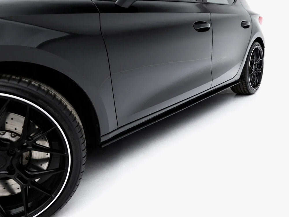 Street PRO Side Skirts Diffusers compatible with CUPRA Leon ST / Hatchback Mk1 Facelift