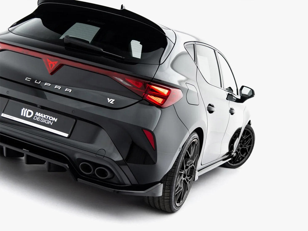 Rear Splitter (Vertical Bars) V.1 compatible with CUPRA Leon Hatchback Mk1 Facelift