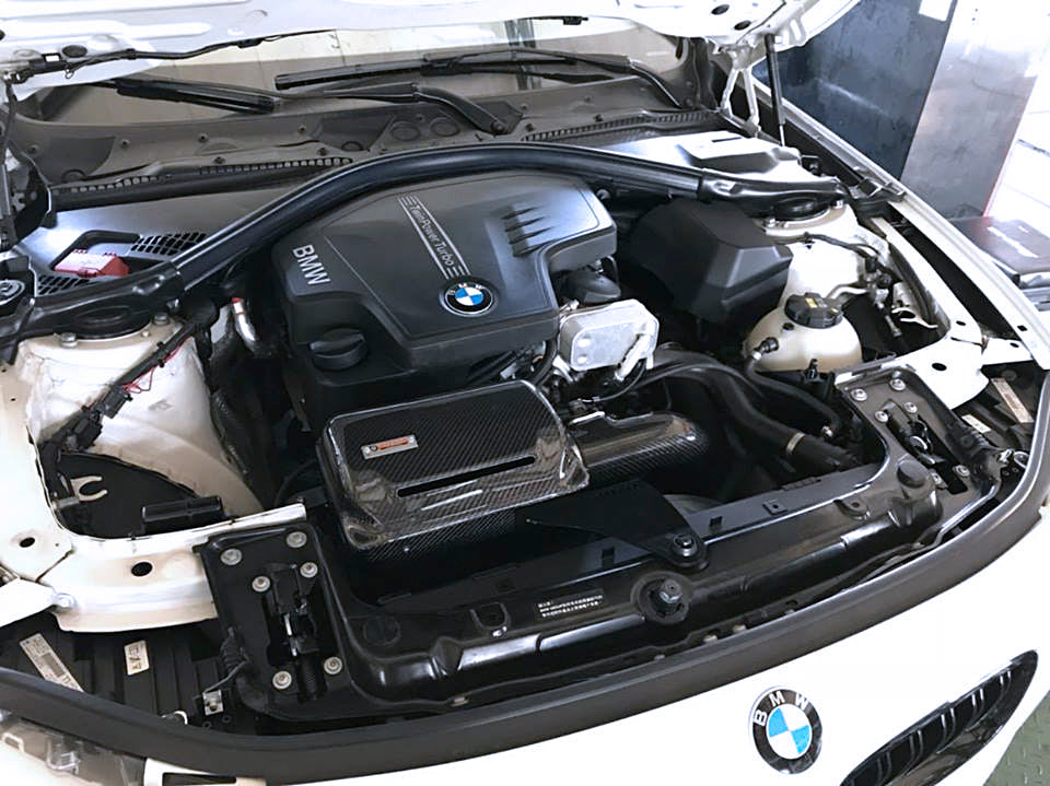 BMW F20 125i / F30 328i (N20) ARMASPEED Carbon Fiber Cold Air Intake