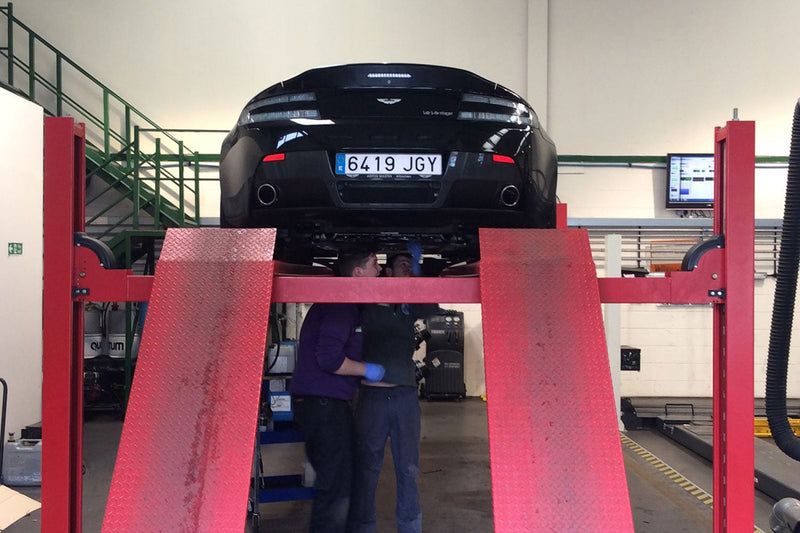 Aston Martin V12 Vantage Secondary Catalyst Replacement Pipes (2009 on)