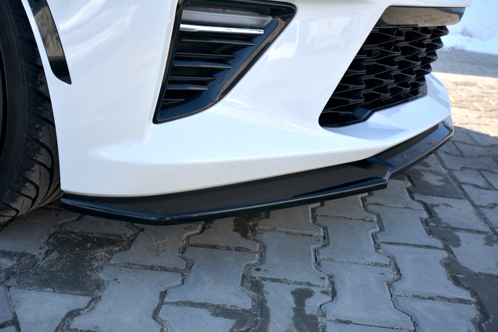 Front Splitter V.2 compatible with Chevrolet Camaro 6TH-GEN. Phase-i 2SS Coupe (2016-18) - Carbon Look
