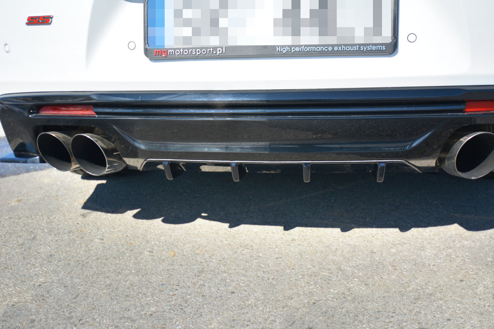 Rear Diffuser compatible with Chevrolet Camaro 6TH-GEN. Phase-i 2SS Coupe - Carbon Look